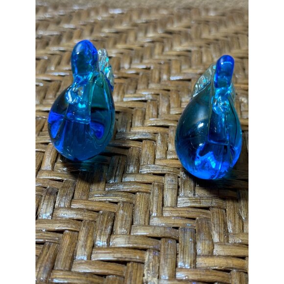 Vintage Blue Glass Swan Figurines Handcrafted Art Decor Collectible 2 1/4" Tall - Picture 4 of 8